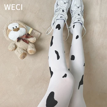 WECI Baltos spalvos aukštakulniais Kelio Braškių Pieno Karvė Raštuotas Kojines Moterims Medvilnės Gothic Lolita Išgalvotas Kawaii Gyvulių Anime Loli Girl